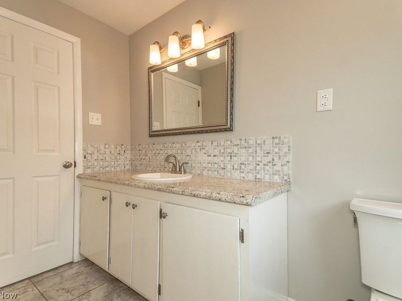 1565 Douglas Road, Wickliffe, OH 44092 Photo 38