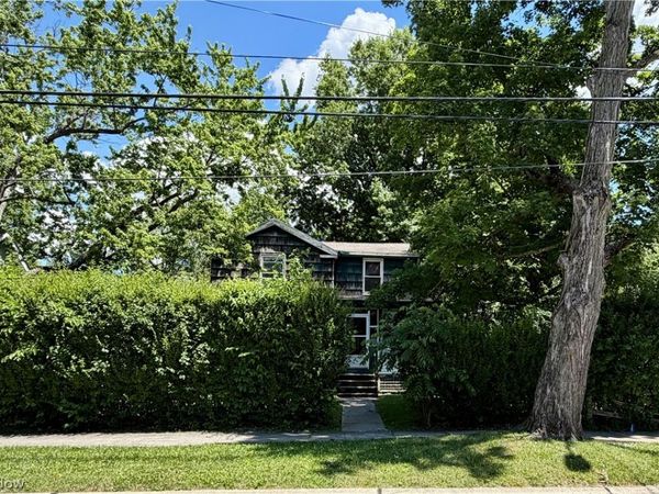 267 N Pleasant Street , Oberlin, OH 44074