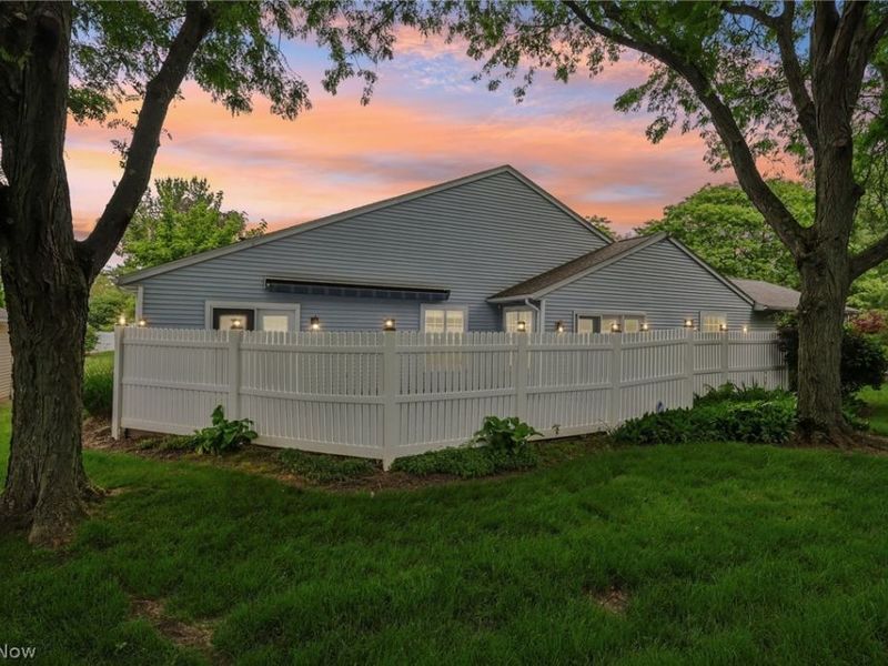 838 Lynnhaven Lane , Akron, OH 44313 Photo 42