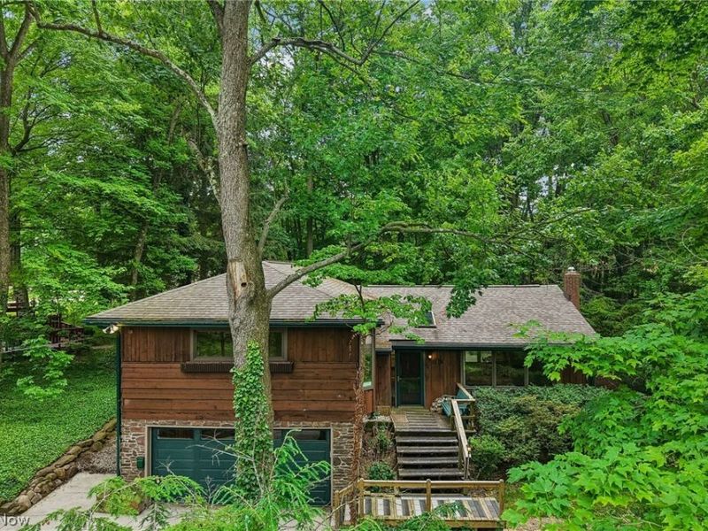 884 Dogwood Terrace , Copley, OH 44321 Photo 1