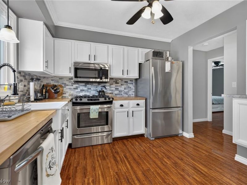 7356 Eisenhower Drive, Unit 6, Boardman, OH 44512 Photo 12