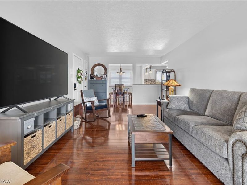 7356 Eisenhower Drive, Unit 6, Boardman, OH 44512 Photo 5