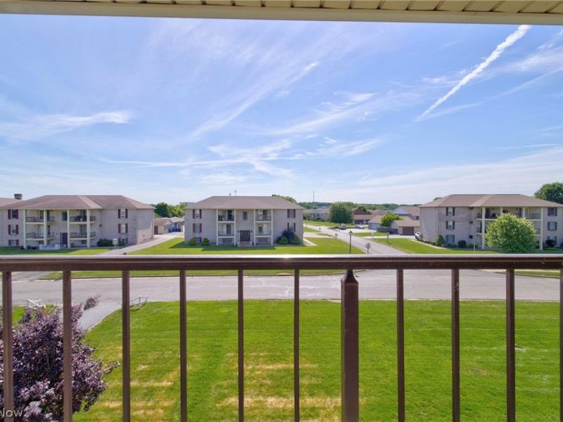 7356 Eisenhower Drive, Unit 6, Boardman, OH 44512 Photo 7