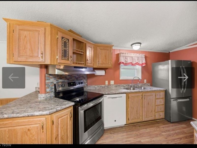 247 C Street SW, Navarre, OH 44662 Photo 3