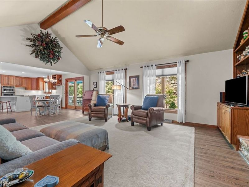 6670 Beechwood Drive, Independence, OH 44131 Photo 17