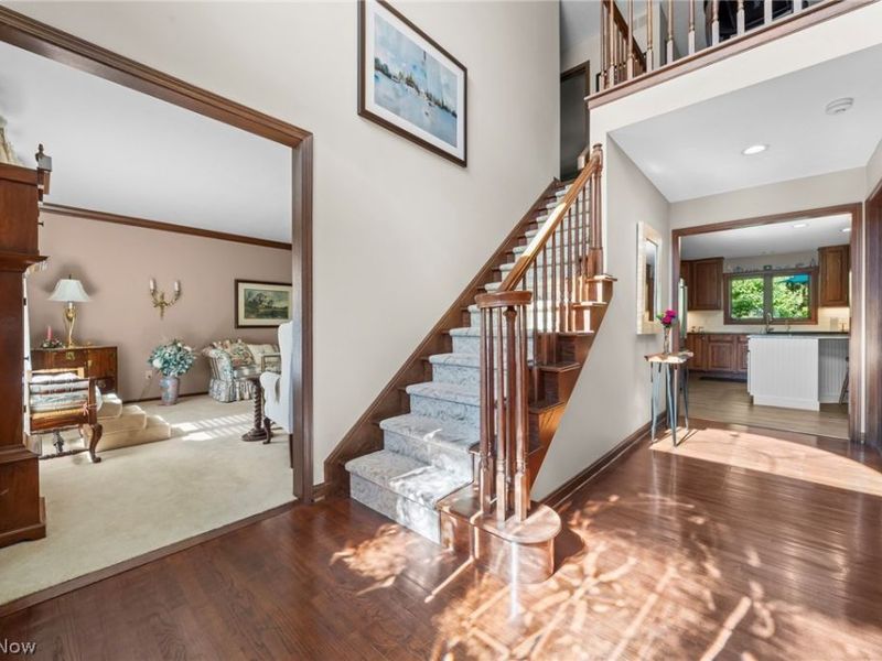 6670 Beechwood Drive, Independence, OH 44131 Photo 3