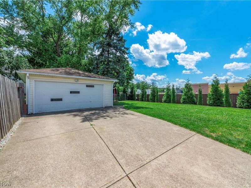 3323 Wales Avenue, Parma, OH 44134 Photo 37