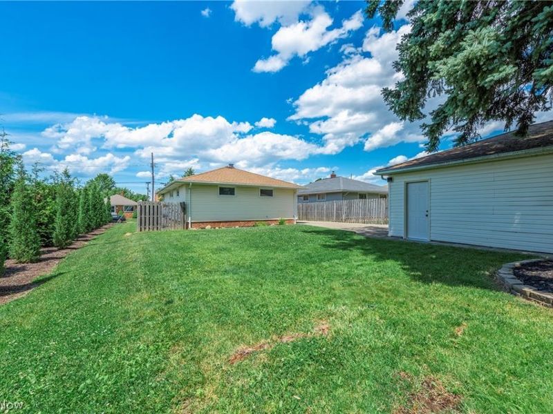3323 Wales Avenue, Parma, OH 44134 Photo 42
