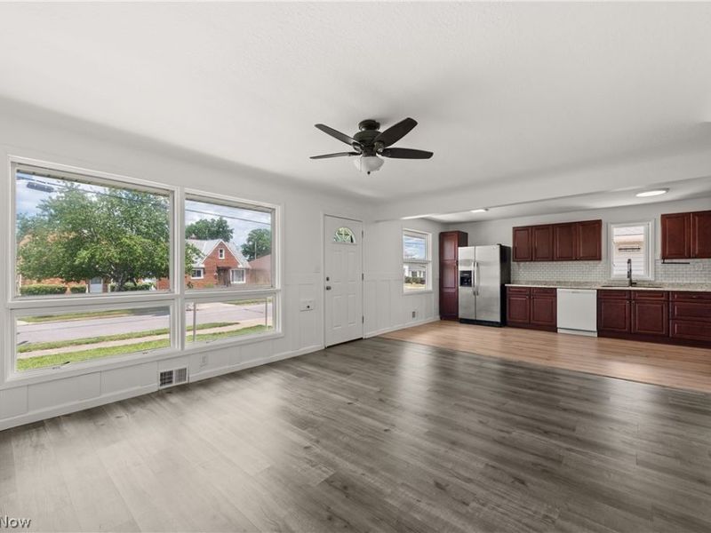 3323 Wales Avenue, Parma, OH 44134 Photo 8