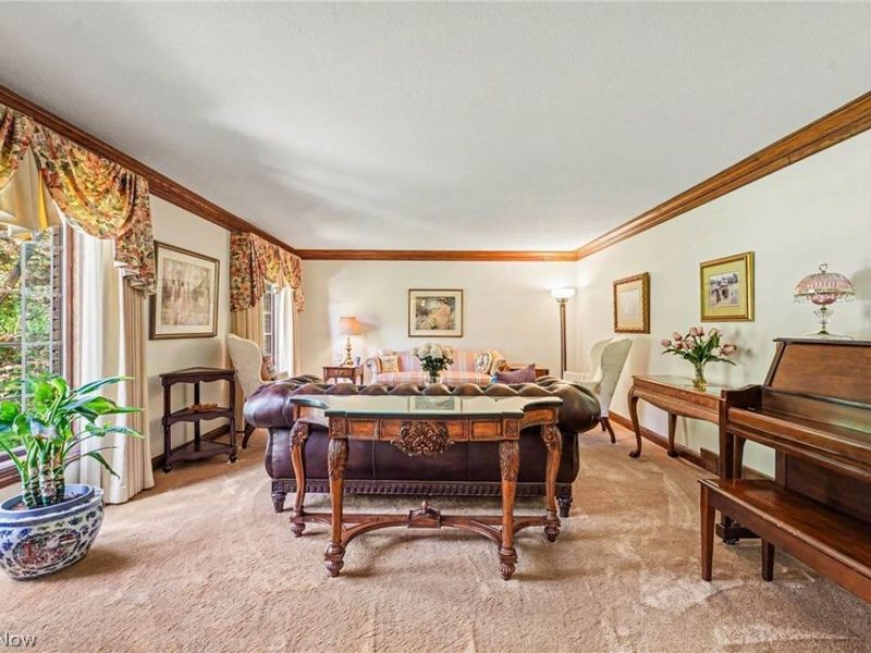 33328 Allenbury Drive, Solon, OH 44139 Photo 10