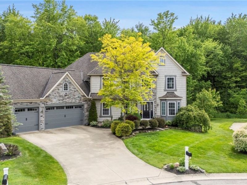 8400 Raleigh Place, Concord Township, OH 44077 Photo 2