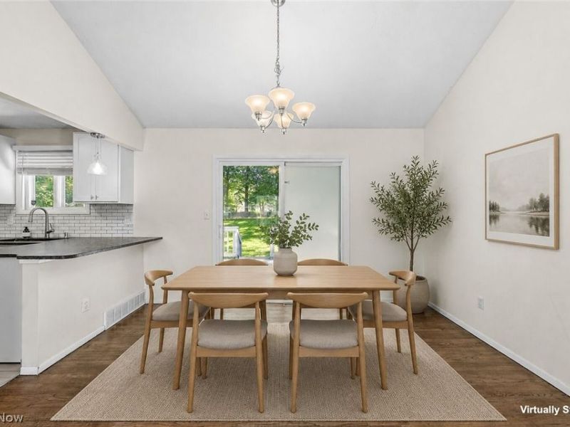 4609 Telhurst Road , South Euclid, OH 44121 Photo 9
