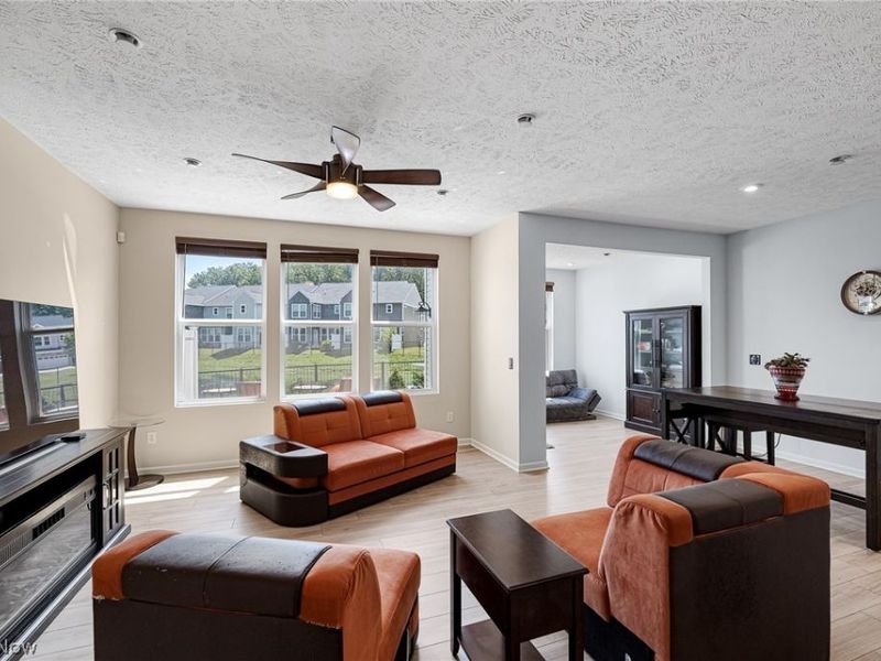 841 S Parkside Drive, Westlake, OH 44145 Photo 3