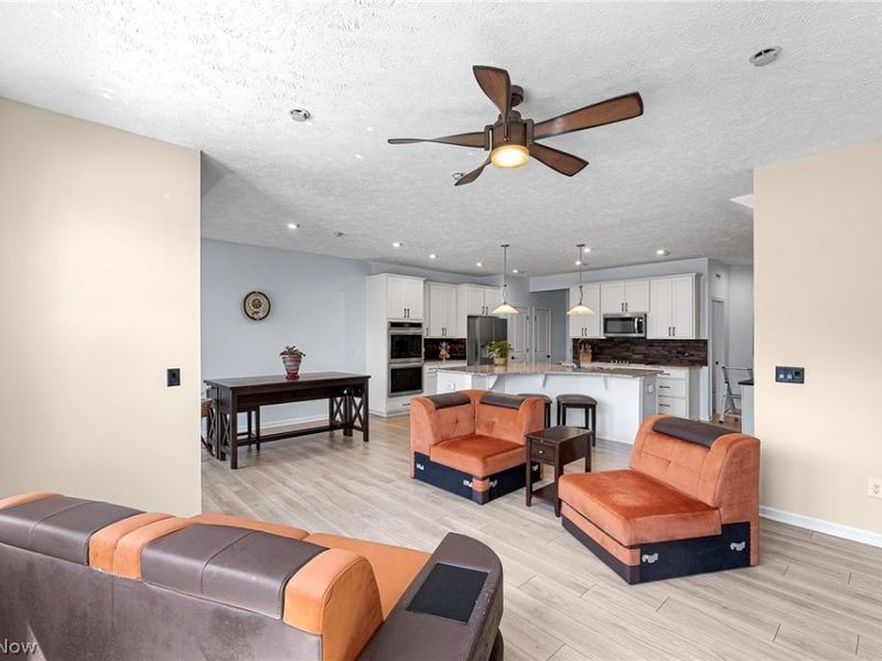 841 S Parkside Drive, Westlake, OH 44145 Photo 4