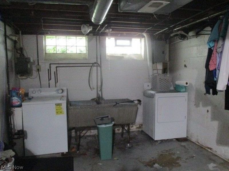 11805 Crofton Avenue , Garfield Heights, OH 44125 Photo 16