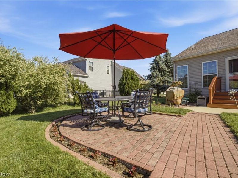3932 Courtyard Drive , Lorain, OH 44053 Photo 16