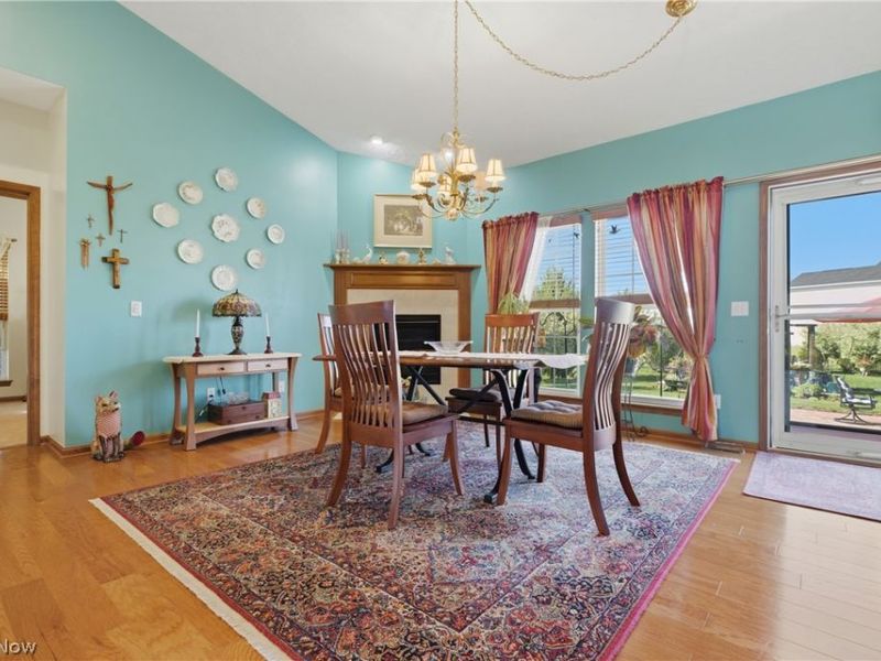 3932 Courtyard Drive , Lorain, OH 44053 Photo 4