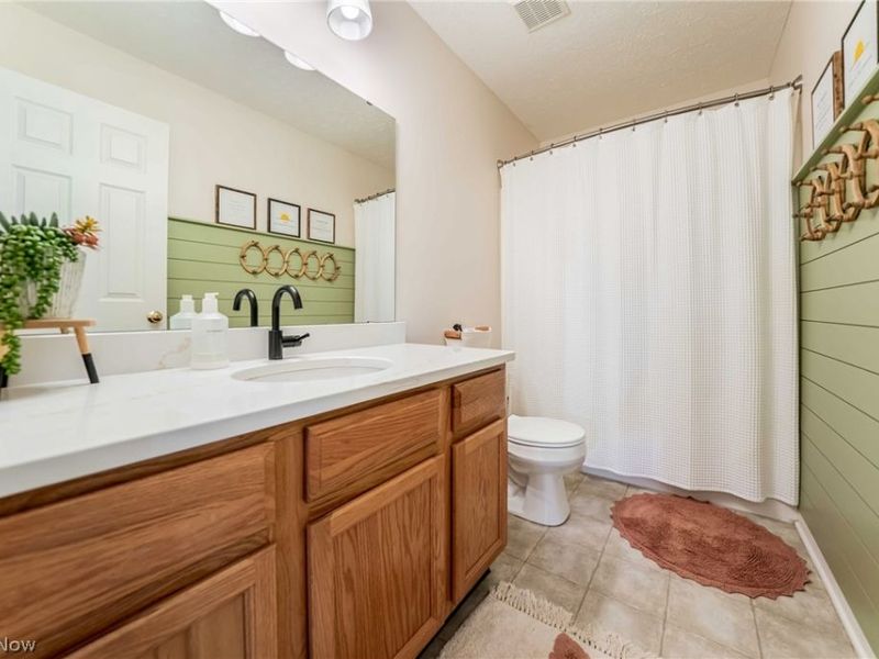 38327 Humphrey Circle , North Ridgeville, OH 44039 Photo 35