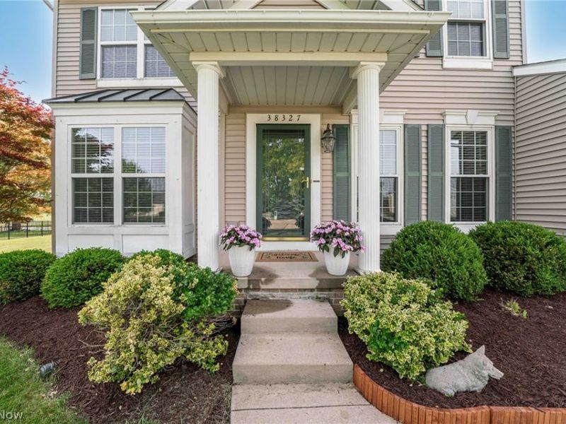 38327 Humphrey Circle , North Ridgeville, OH 44039 Photo 4