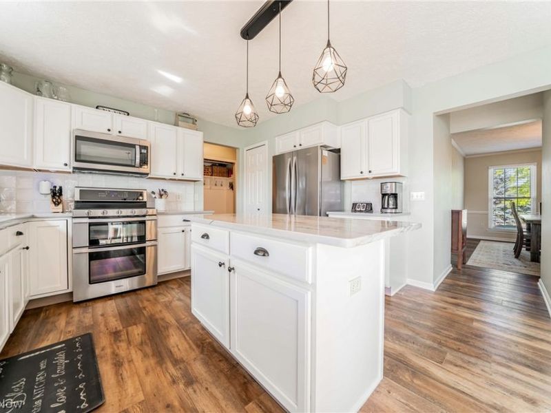 38327 Humphrey Circle , North Ridgeville, OH 44039 Photo 7