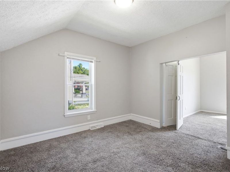1756 Livingston Avenue , Lorain, OH 44052 Photo 12