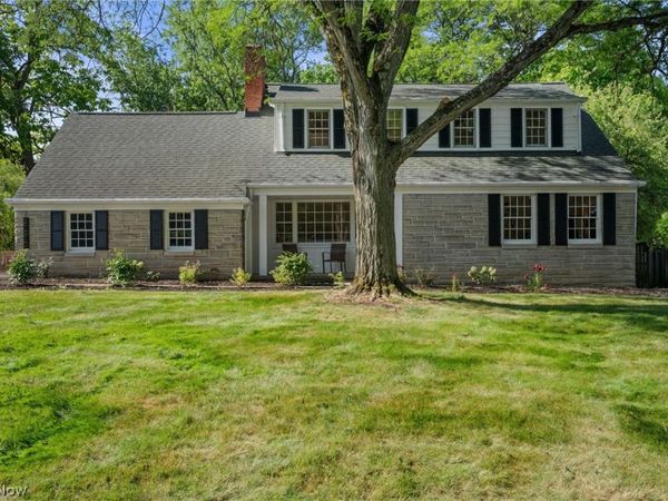 21510 Halburton Road, Beachwood, OH 44112