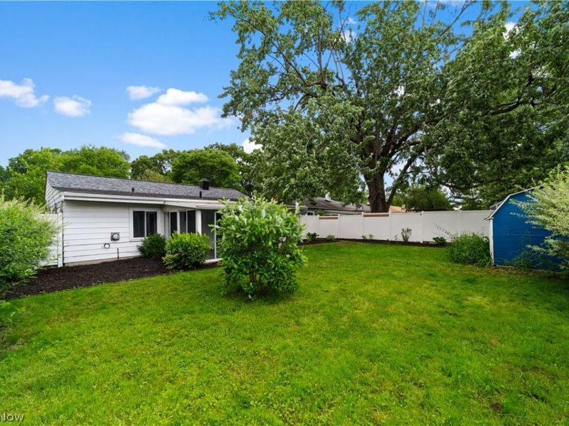 8991 Lynnhaven Road , Parma Heights, OH 44130 Photo 37