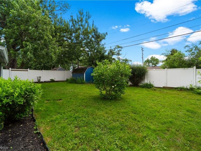 8991 Lynnhaven Road , Parma Heights, OH 44130 Photo 38