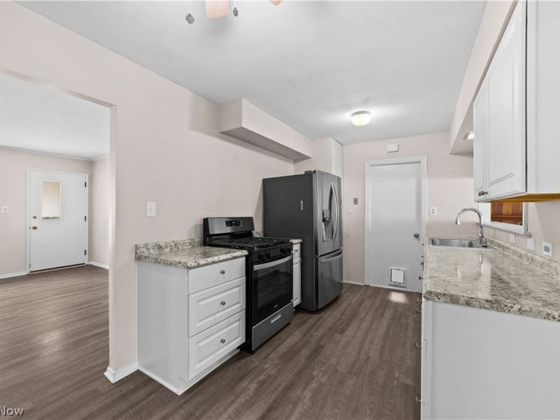 8991 Lynnhaven Road , Parma Heights, OH 44130 Photo 8