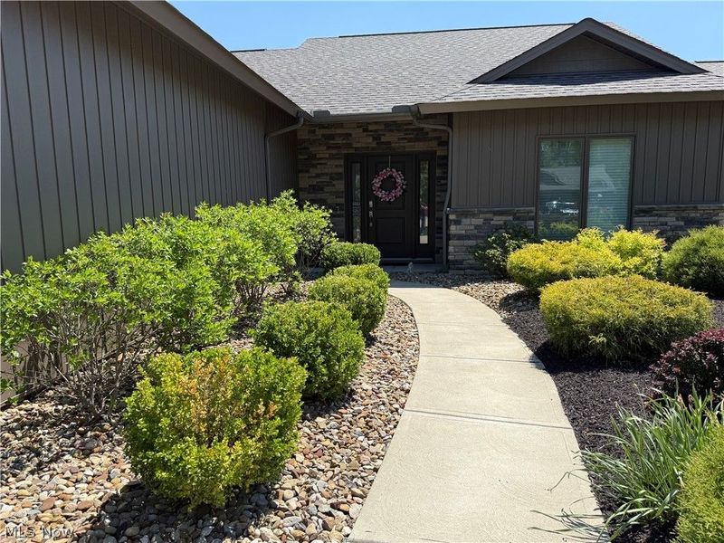 9154 Pleasant Ridge Circle , North Ridgeville, OH 44039 Photo 2
