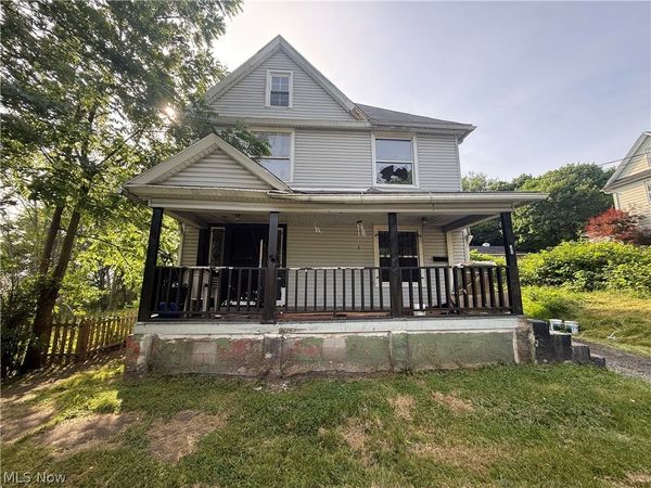 34 Montgomery , Youngstown, OH 44406