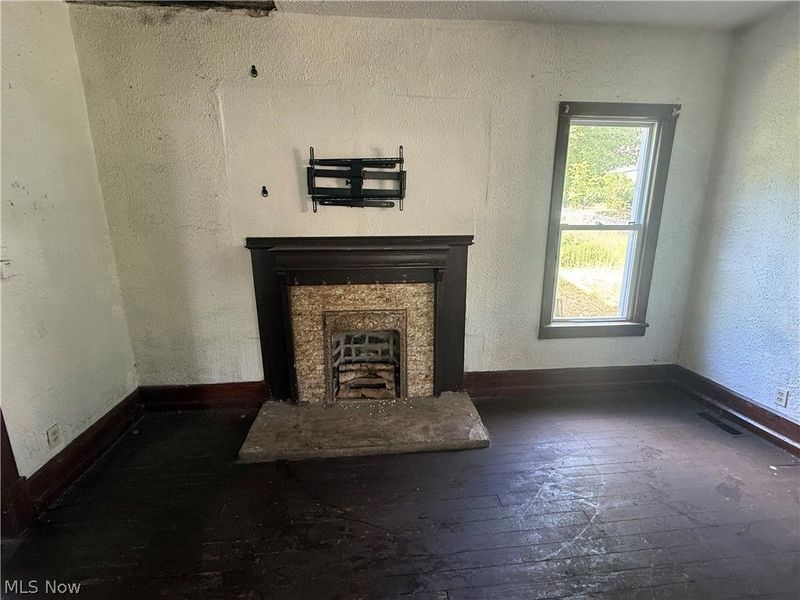 34 Montgomery , Youngstown, OH 44406 Photo 3