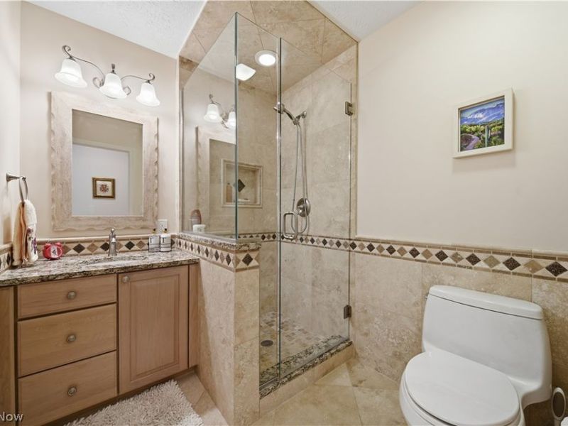 644 Clinton Lane, Highland Heights, OH 44143 Photo 15