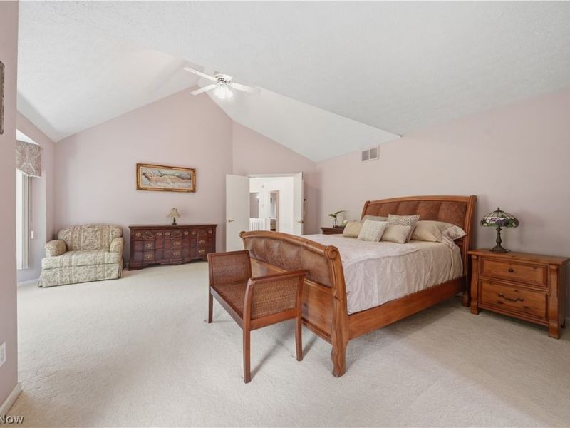 644 Clinton Lane, Highland Heights, OH 44143 Photo 18