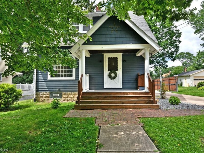 1735 Edgewood Street NE, Warren, OH 44483 Photo 2