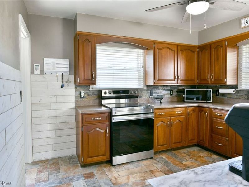 190 Kenmore Avenue SE, Warren, OH 44483 Photo 14