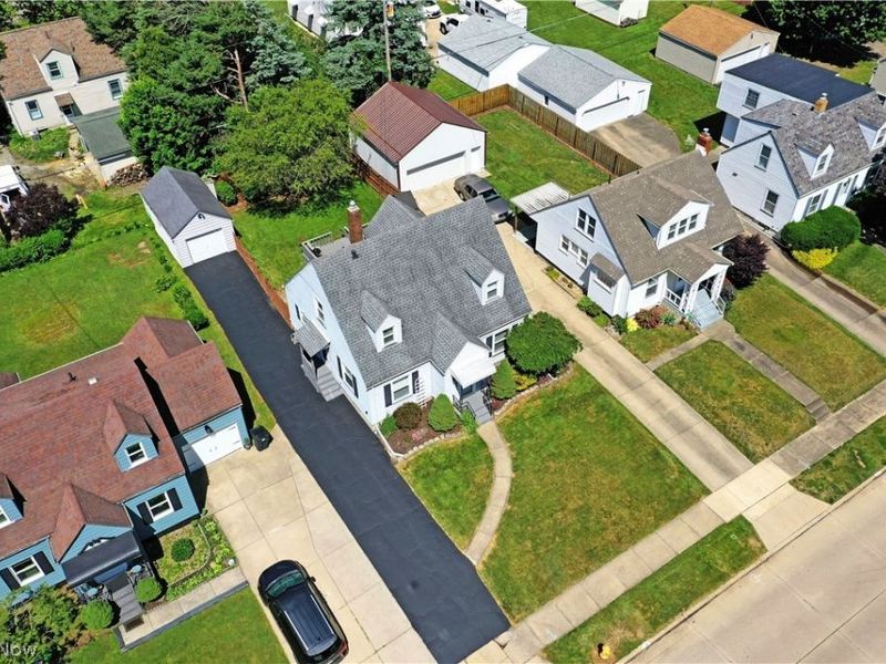 190 Kenmore Avenue SE, Warren, OH 44483 Photo 2