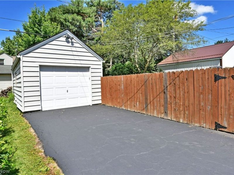 190 Kenmore Avenue SE, Warren, OH 44483 Photo 41