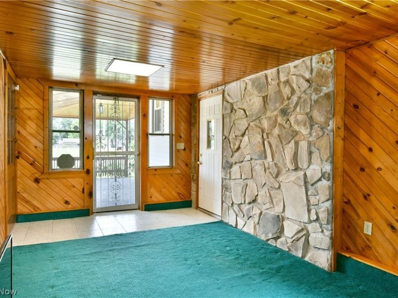 1406 Mazda Avenue NE, Warren, OH 44483 Photo 21