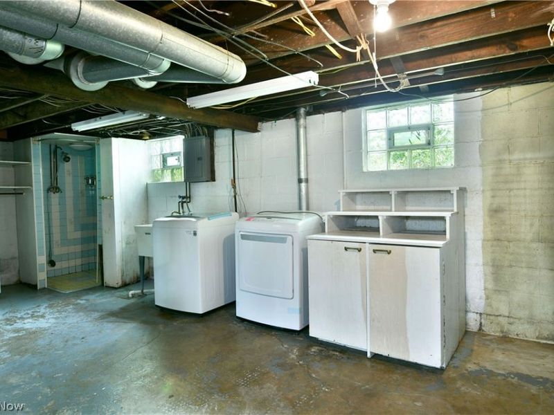 1406 Mazda Avenue NE, Warren, OH 44483 Photo 31