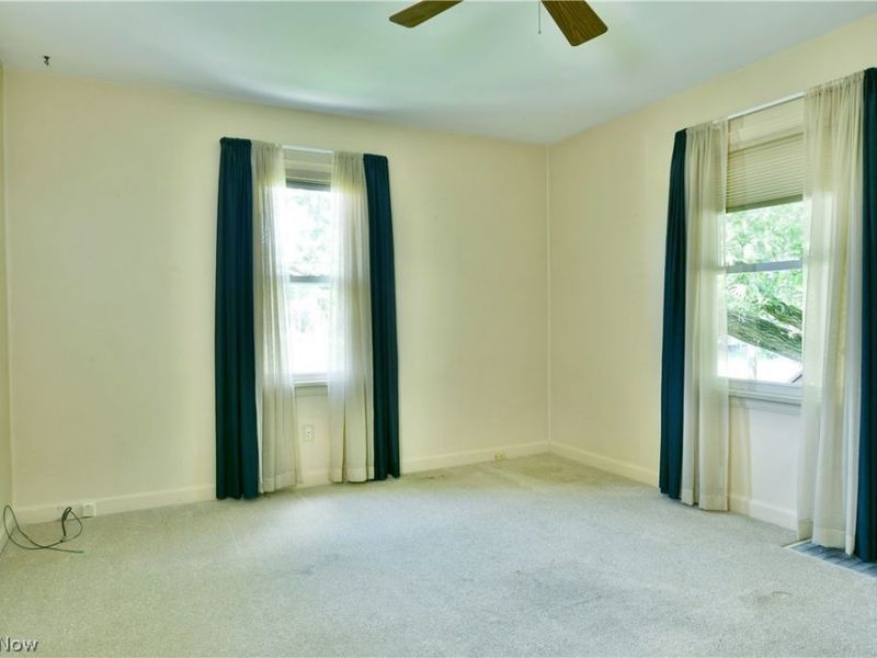 1406 Mazda Avenue NE, Warren, OH 44483 Photo 4