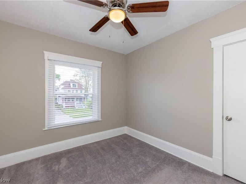 1614 Robinwood Avenue , Lakewood, OH 44107 Photo 24