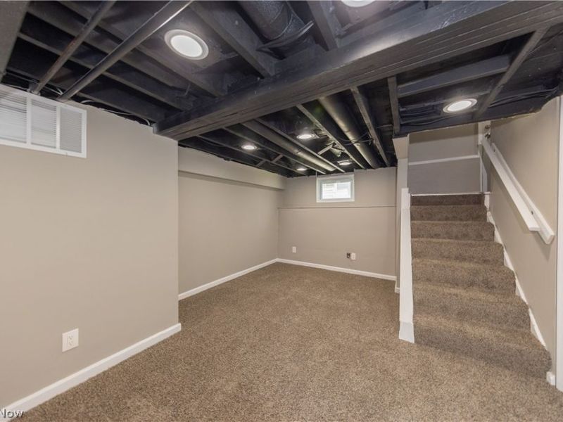 1614 Robinwood Avenue , Lakewood, OH 44107 Photo 33