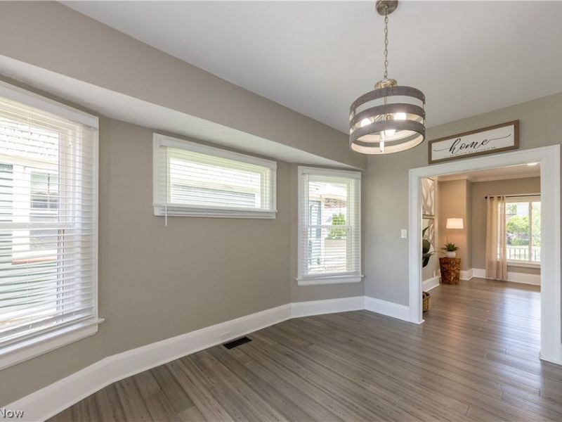 1614 Robinwood Avenue , Lakewood, OH 44107 Photo 8