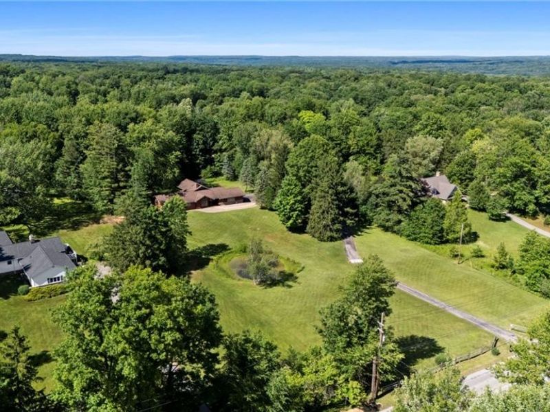 34995 Miles Road , Moreland Hills, OH 44022 Photo 15