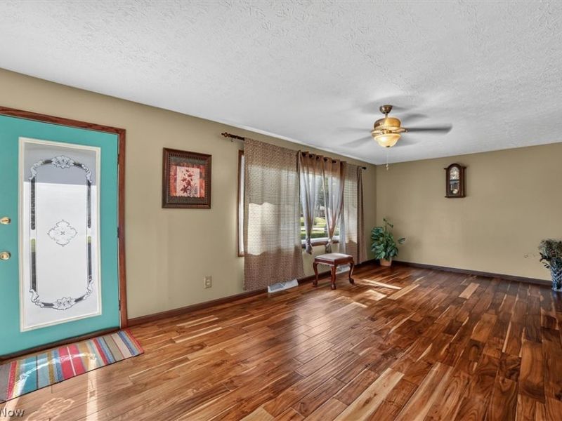 5862 Canterbury Road, New Franklin, OH 44319 Photo 5