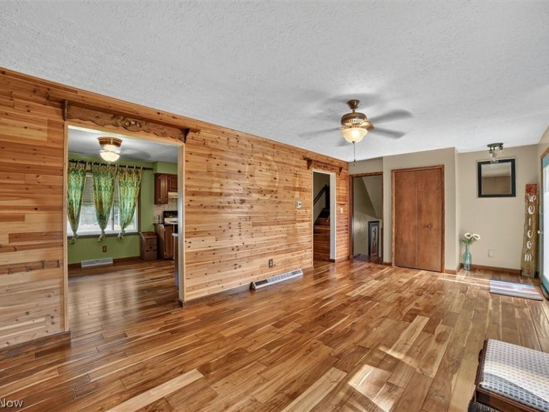 5862 Canterbury Road, New Franklin, OH 44319 Photo 7