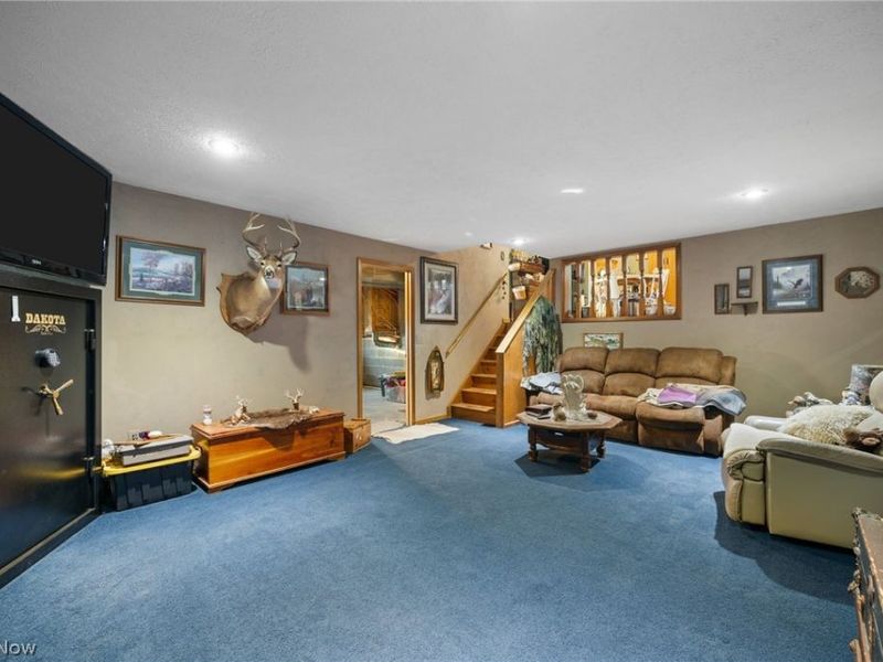 8175 Stover Road SW, Sherrodsville, OH 44675 Photo 15