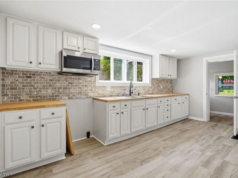 440 S Freedom Avenue, Alliance, OH 44601 Photo 11