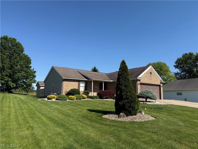 4219 Belleau Woods Circle , Uniontown, OH 44685 Photo 1